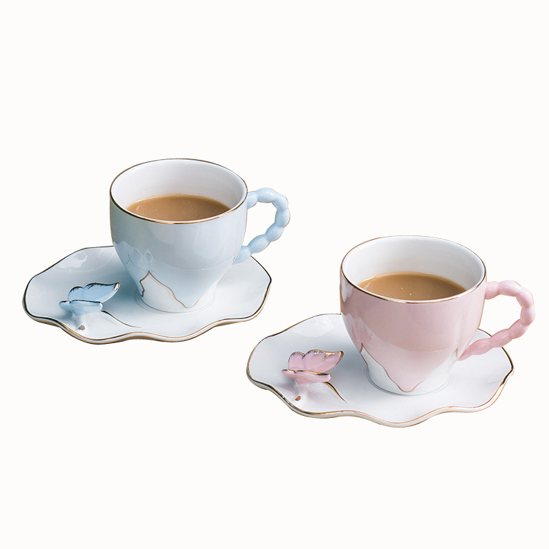 Fanquare Ensemble Tasse à Thé Et Soucoupe Porcelaine Rose Papillon - Avec Cuillère Dorée - Fine Bone China