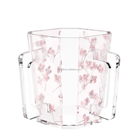 Ensemble durable en acrylique Lucite Judaica Acrylique Coupe juive à double poignée et socle assorti