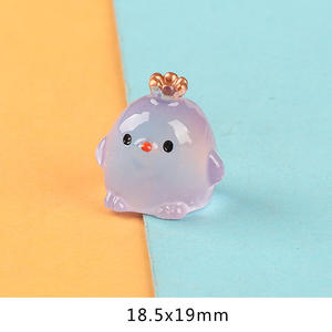 Accesorios de Bricolaje de Mini Corona de Pollo Tridimensional Luminosa al por Mayor, Adorno de Acrílico, Dije de Moda Multicolor para Joyería - Product Image 4