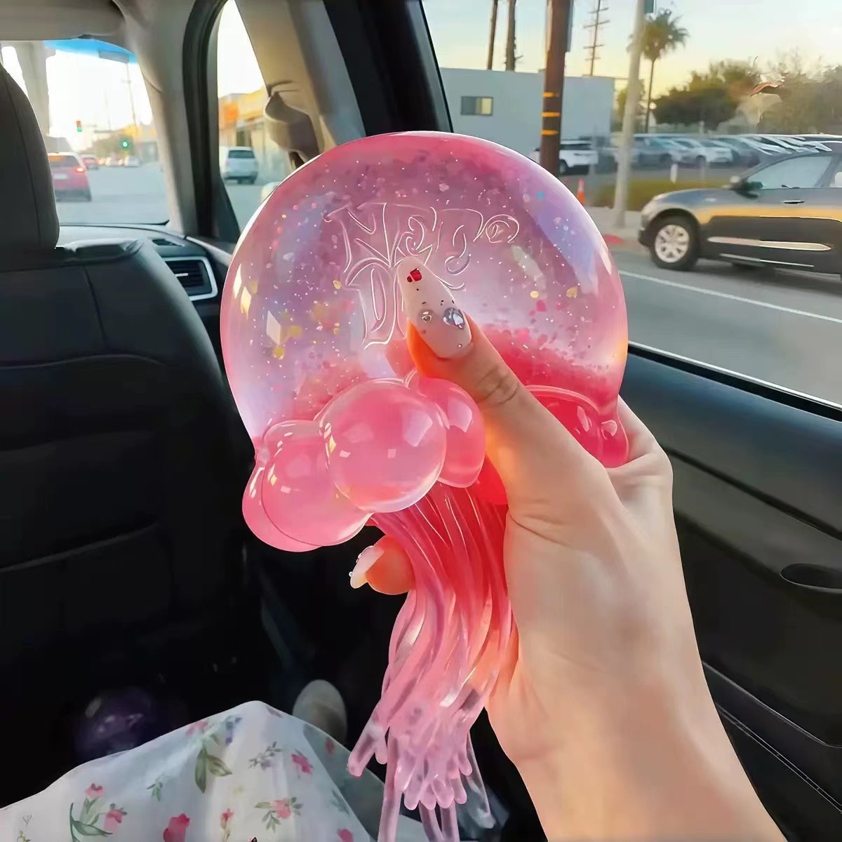 Maltose jellyfish pink 306g oversized color box with letters
