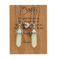 Collier de couple Taichi en forme de cœur magnétique, 2 pièces/ensemble, pendentif en cristal hexagonal, cadeau de la Saint-Valentin pour femmes et hommes