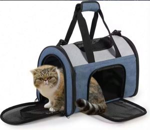 Muestra Gratuita de Transportadora para Mascotas, Aprobada por Aerolíneas, de Lados Blandos, para Cachorros Medianos y Gatos, Bolsa de Viaje Portátil para Mascotas - Product Image 1