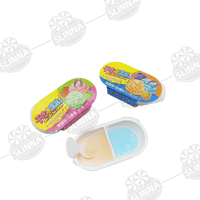 Poudre de crème glacée halal en gros à moudre, bonbons à deux compartiments pour enfants, poudre de bonbons à tremper aux fruits, bonbons gélifiés sucrés avec mini-cuillère