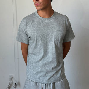 T-shirt da uomo personalizzata <span class=keywords><strong>con</strong></span> logo, in cotone pesante 100%, grigio melange, vestibilità oversize squadrata, <span class=keywords><strong>con</strong></span> taschino, per uomo - Product Image 1