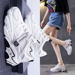 Ins Neueste Design Casual Sports Tennis schuhe stilvolle Höhe zunehmende klobige Mode Läufer Turnschuhe Damen Freizeit schuhe