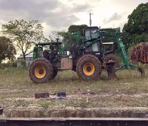 รถตักอ้อย4 WD JD Sp1850รถตักอ้อย Cameco SP 1850รถตักอ้อย - Product Image 6