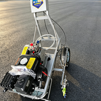 Machine de marquage routier à peinture froide avec moteur 4,3 CV pour le traçage de lignes dans les garages intérieurs