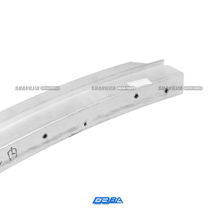 อะไหล่รถยนต์คุณภาพสูง ชิ้นส่วนเสริมกันชนหลังอะลูมิเนียม สำหรับ Mclaren 540C 570S 13A0019CP - Product Image 3