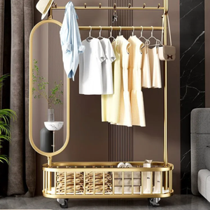 Porte-manteau sur pied en fer moderne épaissi avec miroir de toilette rotatif mobile pour chambre à coucher - Product Image 3