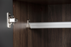 ตู้เสื้อผ้า 3 บาน Urban Walnut Black MANDO สไตล์อินดัสเทรียล สำหรับห้องนอนร่วมสมัยและโซลูชั่นการจัดเก็บแบบมืออาชีพ - Product Image 3