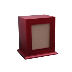 Caixa Memorial Quadrada de Madeira para Cinzas de Animais de Estimação, Multicolorida para Gatos e Cães com Porta-Retrato e Gravação - Product Image 5