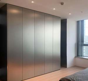 Armoires de chambre à coucher principales de style métallique minimaliste moderne, haut de gamme, argentées, avec un grand espace de rangement - Product Image 6