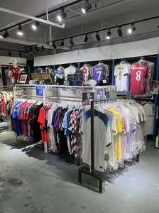 Maillot de football en gros, version thaïlandaise, club Inter Milan # 25 Maillots de Foot Imprimés de Haute Qualité, Édition Joueur, Taille DIY Rétro 26/27 - Product Image 2