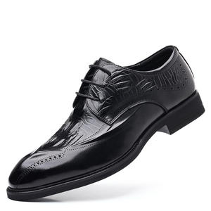 Chaussures habillées pour hommes en cuir de vachette de qualité supérieure, style britannique, design brogue avec détails en cuir de crocodile, chaussures de travail durables - Product Image 5