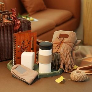 Regalos de Cumpleaños Estilo Vintage al por Mayor con Juego de Tazas en Maleta de Mimbre, Recuerdos DIY, Juego de Regalo Personalizado de Alta Calidad para Bodas - Product Image 2