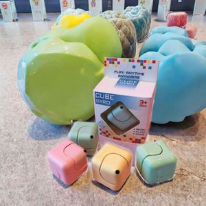 Cubo Giratorio Antiestrés de PU, Juguete Sensorial para Niños - Product Image 4