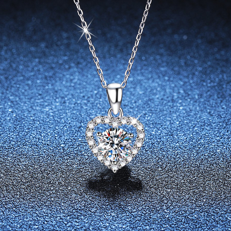 สร้อยคอ 1 กะรัต