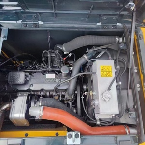Excavatrice sur pneus Hyundai HD155 150W-9 150-7 150 d'occasion importée de Corée, d'origine, Hyundai HD155 150W-9 150-7 150 - Product Image 4