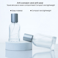 Flacon de parfum en verre lourd de luxe personnalisé 30ml/50ml/100ml avec pulvérisateur à pompe, capacités et gravure personnalisables