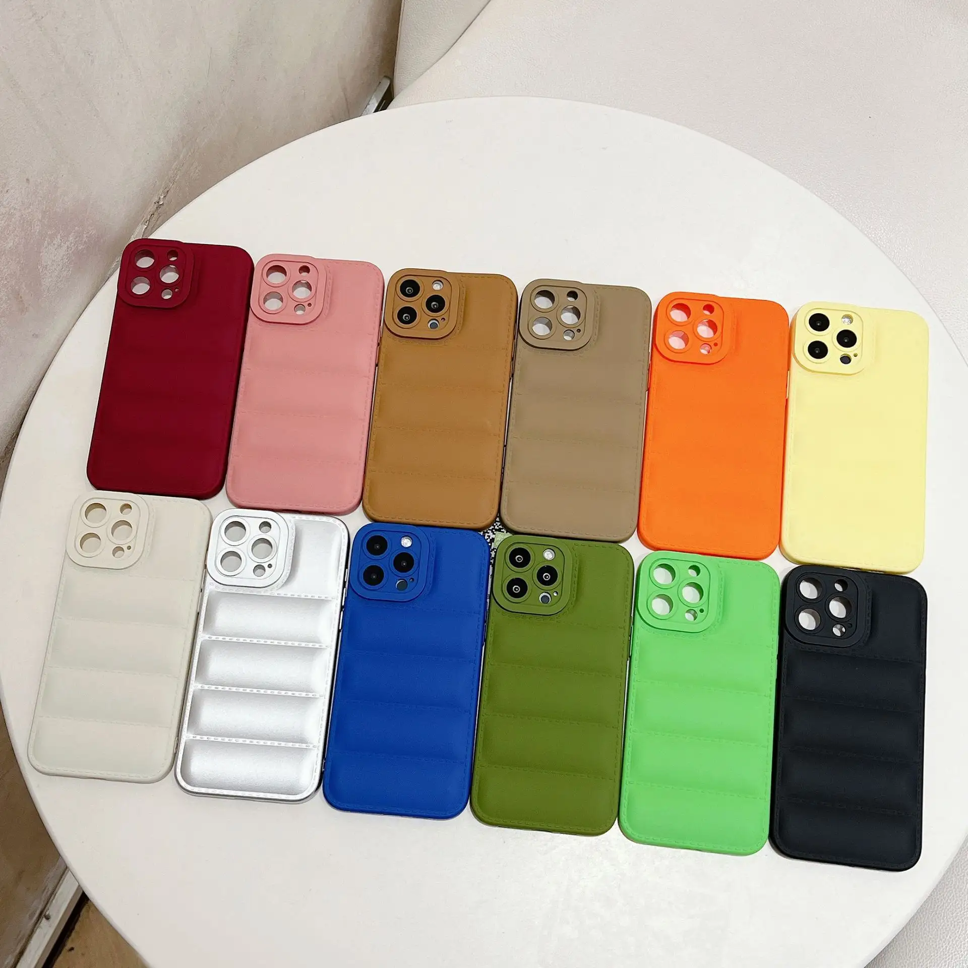 Colorful down jacket suitable for iPhone 14 Promax phone case iPhone 13 skin feel 12 wave pattern XL protective case 11