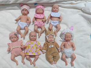 Mini Baby Doll realista de 6 pulgadas, resistente al agua, cuerpo completo realista, muñeca <span class=keywords><strong>Reborn</strong></span> de silicona <span class=keywords><strong>con</strong></span> <span class=keywords><strong>ojos</strong></span> <span class=keywords><strong>cerrados</strong></span>, juguete suave DIY para niños - Product Image 5