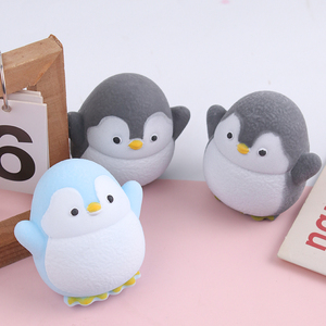 Juguete Educativo de Pingüino, Suave y Agradable al Tacto, Diseño de Dibujos Animados Kawaii, para Aliviar el Estrés de los Niños - Product Image 2
