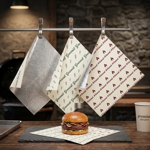 Carta da Imballaggio Personalizzata Resistente al Grasso in Alluminio per Alimenti, per Ristoranti e Caffetterie, con Stampa Logo - Product Image 1