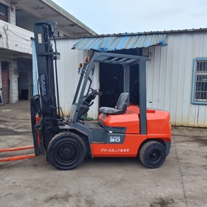 Montacargas Diésel Toyota de 3 Toneladas y 6 Metros de Altura de Elevación con Elevación Hidráulica y Cuatro Ruedas para Uso Industrial - Product Image 1