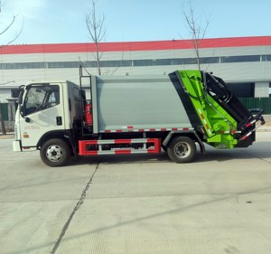 FOTON Manual Hydraulic China 8cbm 9cbm Compress Garbage Compactor Truck with High Quality - Product Image 1