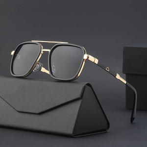 Lunettes de soleil carrées personnalisées de style européen et américain pour hommes, monture en métal à double pont, monture noire, verres PC, protection UV400 - Product Image 5