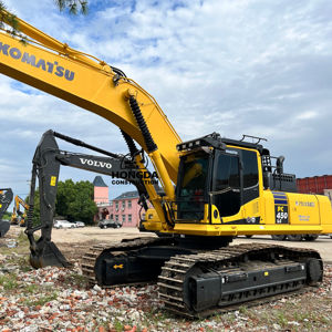 Excavatrice sur chenilles hydraulique Komatsu PC450-8 d'occasion, poids opérationnel de 45 tonnes, modèle 2023, moteur de 257 kW, en vente - Product Image 1