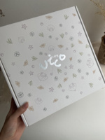 Boîtes d'emballage en carton ondulé personnalisées avec logo en feuille d'argent, pelliculage mat et ondulation E pour l'emballage de vêtements et de cadeaux