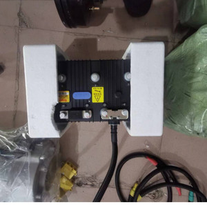 รถยนต์ไฟฟ้าความเร็วต่ำแบบสามล้อและสี่ล้อ รับน้ำหนัก<span class=keywords><strong>เพลา</strong></span> 3-5 ตัน มอเตอร์ AC 10 กิโลวัตต์ กำลังสูง แรงบิดมาก - Product Image 4