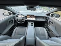 Подержанный автомобиль 2026 Leapmotor Lafa5 515 Max, б/у седан, левый руль, электрический, 218 л.с., запас хода 515 км, LiDAR, ADAS, отличное состояние
