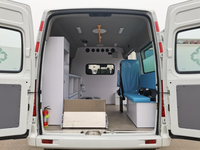 Nouvelle ambulance SAIC Maxus V80 à empattement court, diesel, manuelle, véhicule de secours d'urgence avec équipement médical