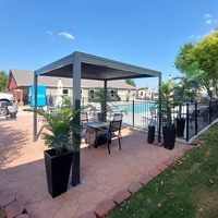 Pergola bioclimatique en aluminium sur mesure, installation 40 % plus rapide, terrasse de jardin de luxe, balcon, éclairage LED, maison intelligente