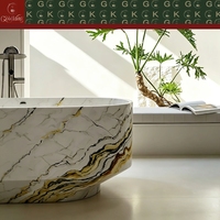 Baignoire ovale autoportante en marbre doré GOLDKING pour penthouse de luxe, rebord sculpté, OEM, alignement des veines CNC, poli