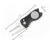Accessoires de golf en gros : Outil de réparation de divots de golf en métal, pliable type couteau à lame escamotable, avec marqueur de balle magnétique vierge personnalisable