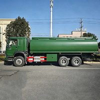 Camion-citerne à transmission manuelle 30000 litres Howo 6X4 371HP Neuf ou d'occasion Petit camion-citerne à huile à vendre