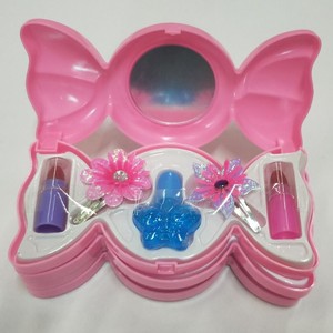 <span class=keywords><strong>Set</strong></span> Trucco Rosa da Principessa per Bambine, Kit Cosmetico da Viaggio in Plastica Non Tossica, Giocattolo di Bellezza Sicuro per il Gioco di Imitazione Prescolare - Product Image 5