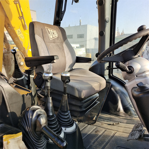 รถตักแบคโฮ JCB 4CX สภาพดีเยี่ยม พร้อมเครื่องยนต์คัมมินส์ ราคาถูก เหมาะสำหรับงานก่อสร้าง - Product Image 6