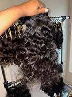 Paquete de cabello humano virgen indio natural sin procesar, rizado y ondulado, de una sola capa, con cutícula alineada, estilo birmano, para venta al por mayor