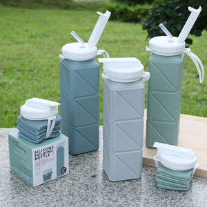 Bouteille d'eau pliable en silicone carrée, bouteille d'eau pliable en silicone, bouteille d'eau pliable et compacte - Product Image 3