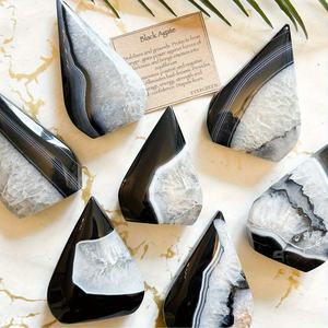 Wholesale <b>Top</b> Quality Black Agate Freeform Heart Crystal Healing Natural stone for Unique Home Decor and Holiday Gifts - Product Image 3