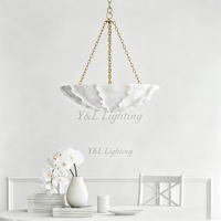 Lustre ovale en plâtre texturé blanc avec chaîne en laiton antique, base E12 - Suspension décorative pour salle à manger, hall d'entrée et maison