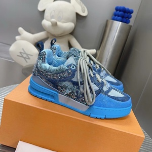 Zapatillas Deportivas Casuales Unisex, Zapatillas Versátiles de Lujo para Caminar, Correr y Entrenar, Transpirables, de Diseño, Aptas para Hombres y Mujeres - Product Image 1