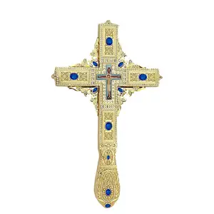 2023 Wholesale Price Religious Church Decoration Alloy Carved 29cm Hand Big Cross for Church Prayer