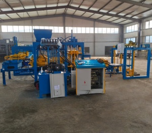 Machine à blocs de béton électrique hydraulique entièrement automatique QT4-15 pour blocs creux, pavés et blocs pleins, avec moteur PLC haute performance - Product Image 4