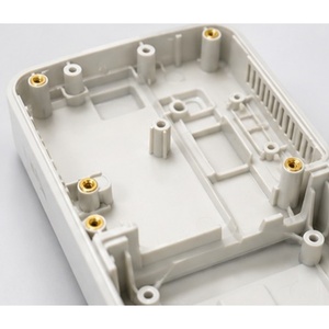 Écrou auto-serrant en laiton de qualité supérieure et insert tourné CNC pour des connexions filetées durables - Product Image 6