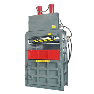 Presse hydraulique verticale multifonctionnelle très vendue pour le compactage de produits plastiques - Product Image 3